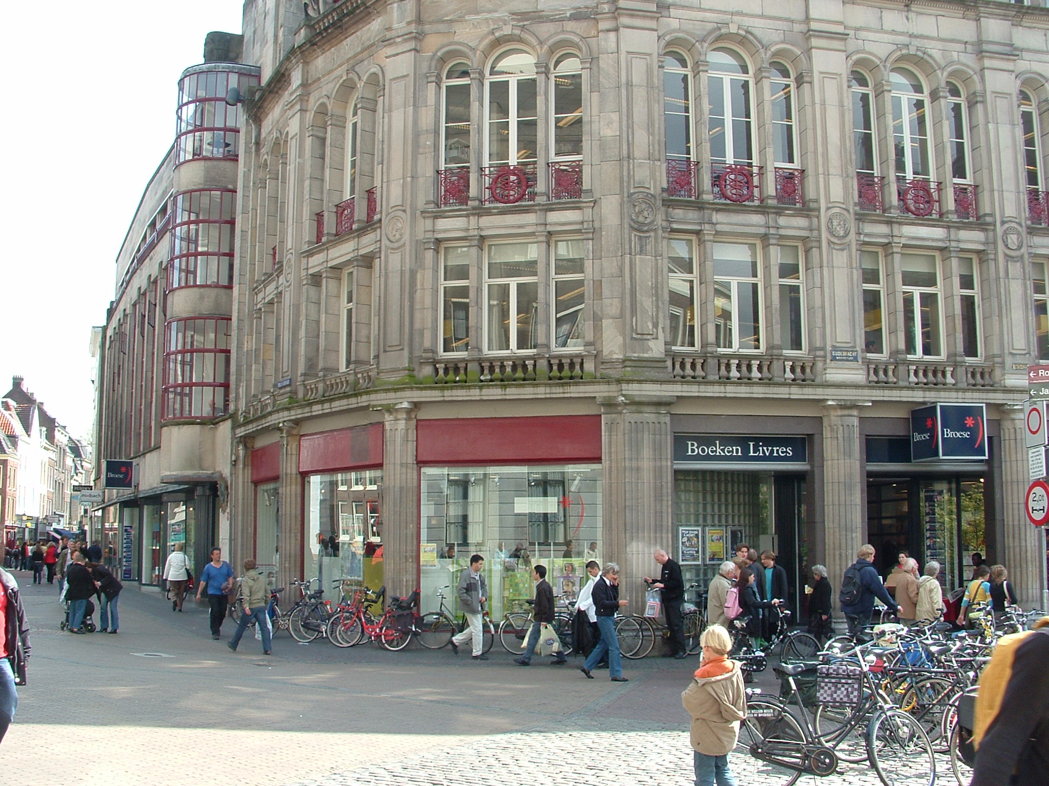 Broese Boekverkopers